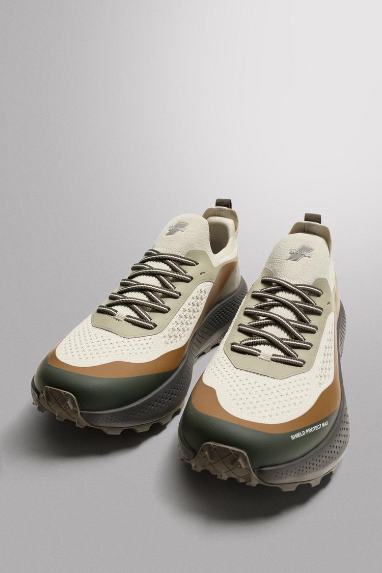 TRAIL RUN SHOES
